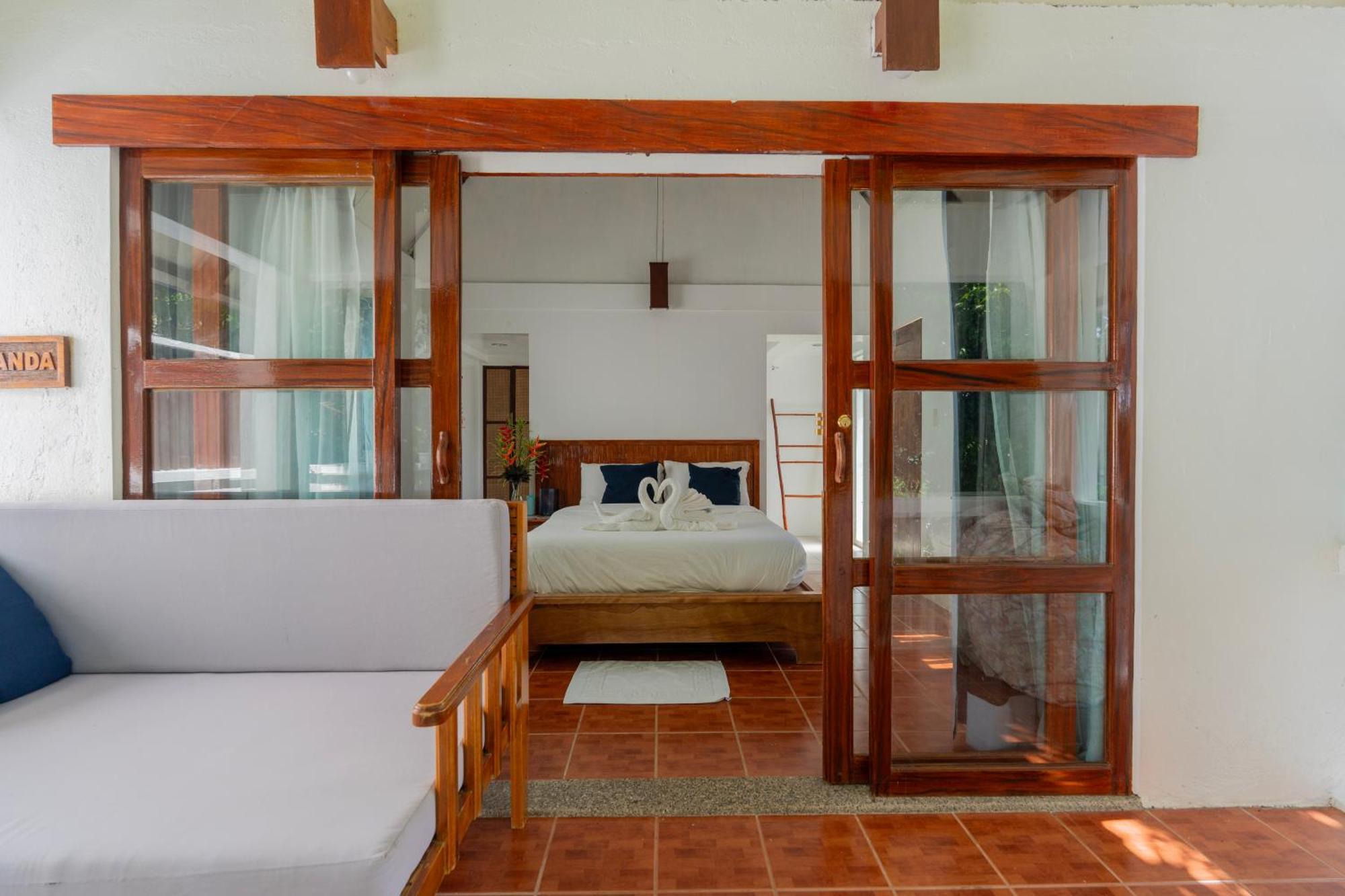 Casalay Boutique Villas & Dive プエルト・ガレラ エクステリア 写真